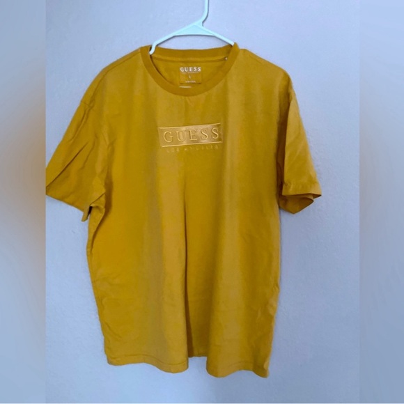 Guess Bundle - Picture 3 of 8